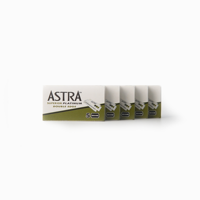 5 boxes of 5 Astra Blades
